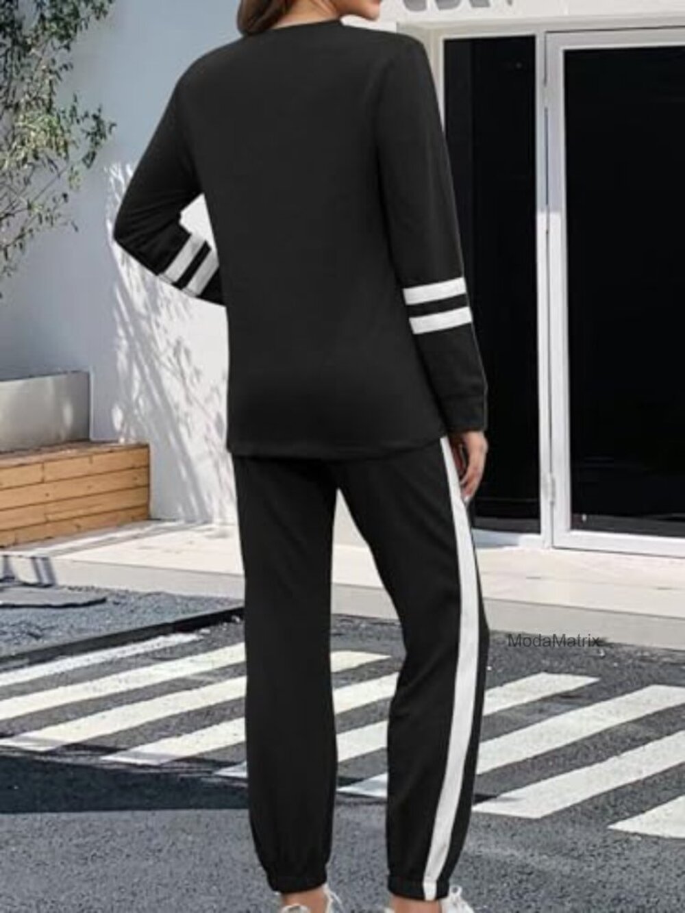 Women's 2 Piece Lounge Set Sweatsuit Casual Travel Outfits - Soft Polyester - Picture 3 of 3